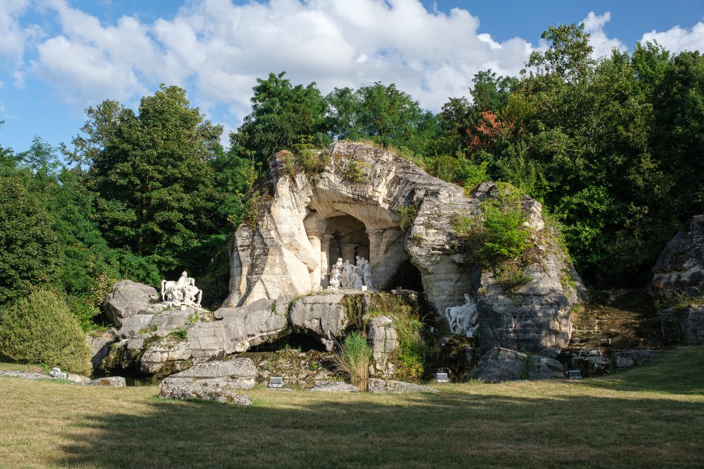 Apollo's Baths Grove