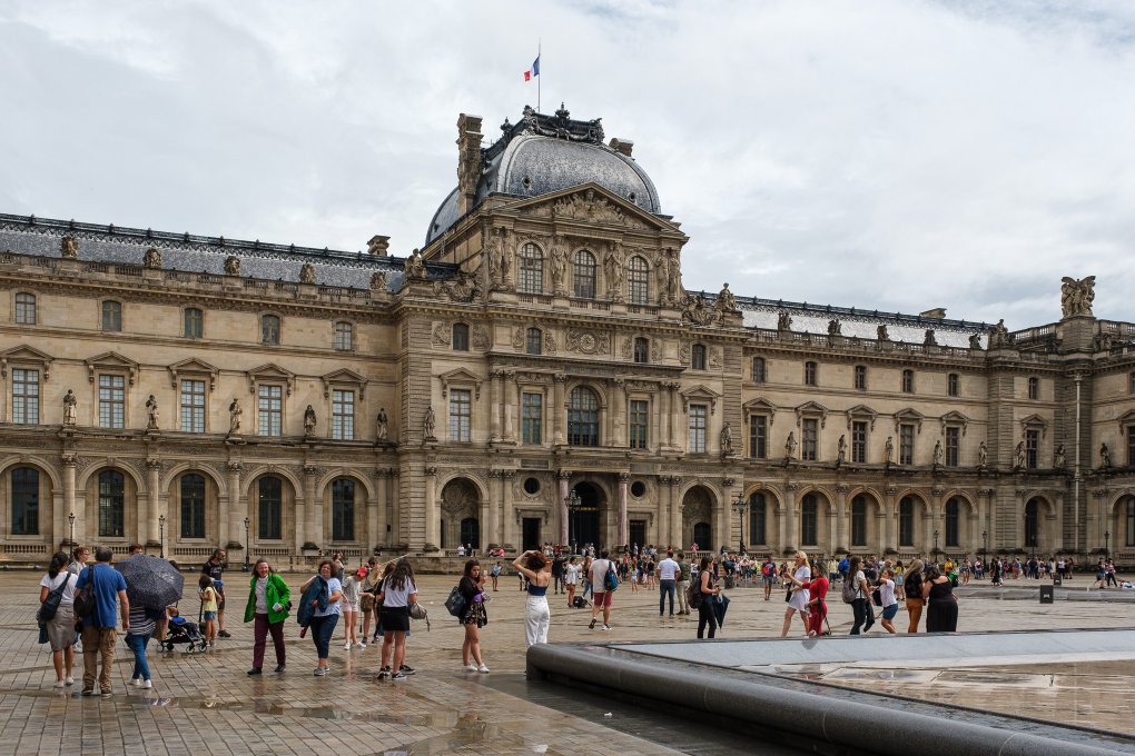 Louvre