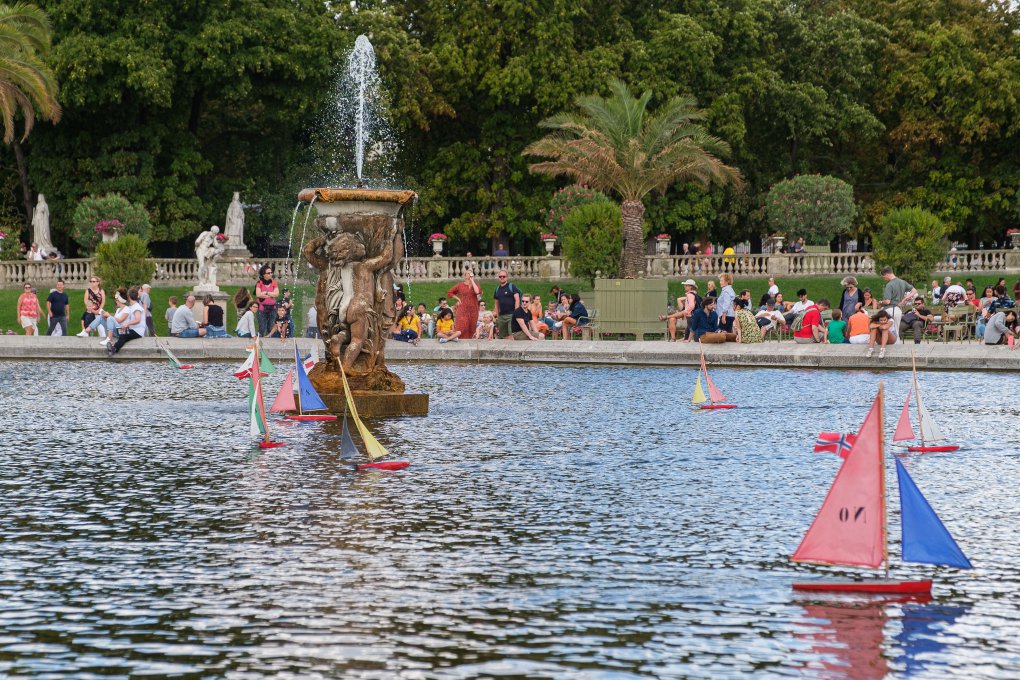 Pond with toy sailboats at Luxembourg Gardens