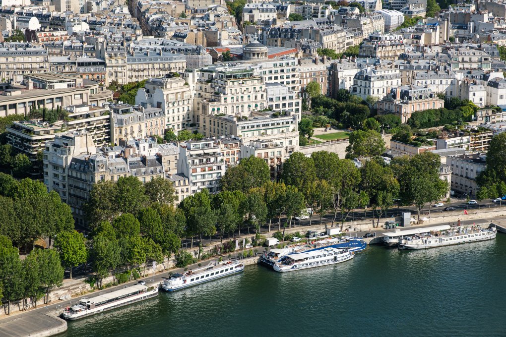 View from the 2nd floor of the Eiffel Tower